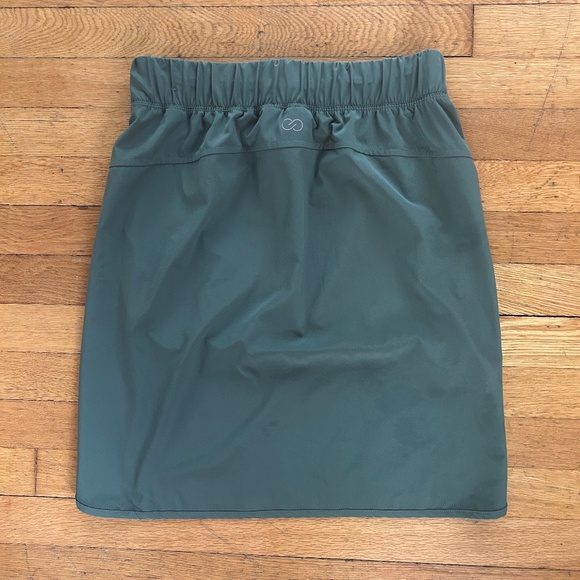 Calia Anywhere Woven Skirt Size Small Thyme Green Mini Pockets Sporty - Picture 5 of 6